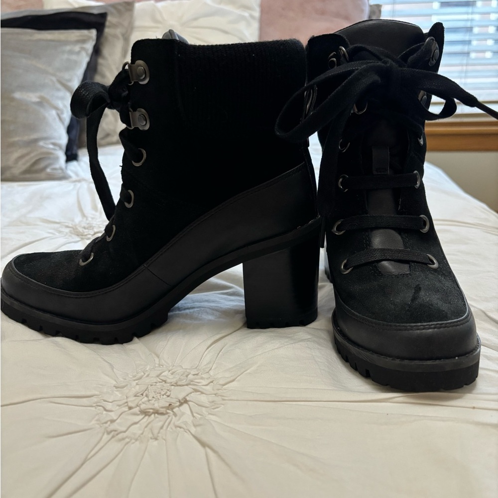 Black Women's Lace-Up Ankle Boots